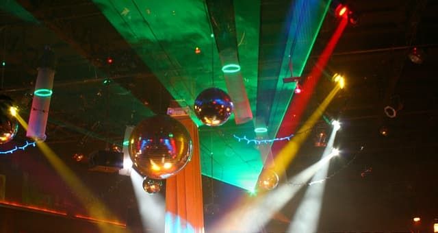 Клубные лазеры для дискотек и вечеринок